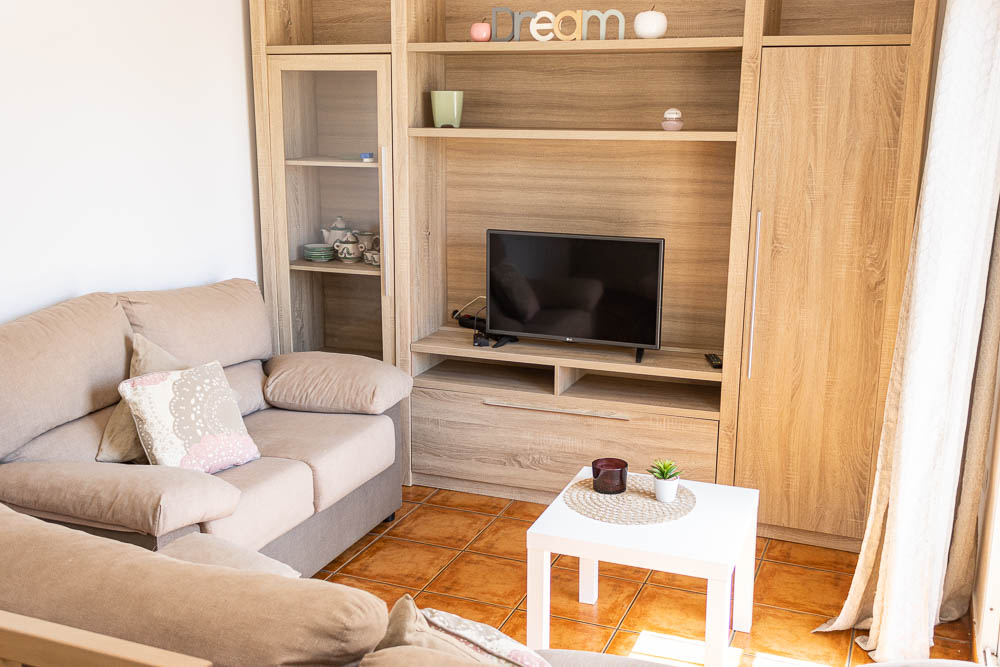 Coqueto Apartamento en Planta Baja con Patio Privado en Garrucha - imagen 3