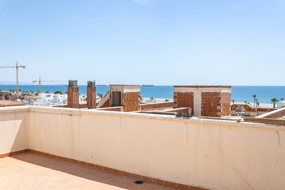 Piso en Venta en Garrucha a 150 m de la Playa, con Terraza, Patio y Plaza de Garaje - imagen 29