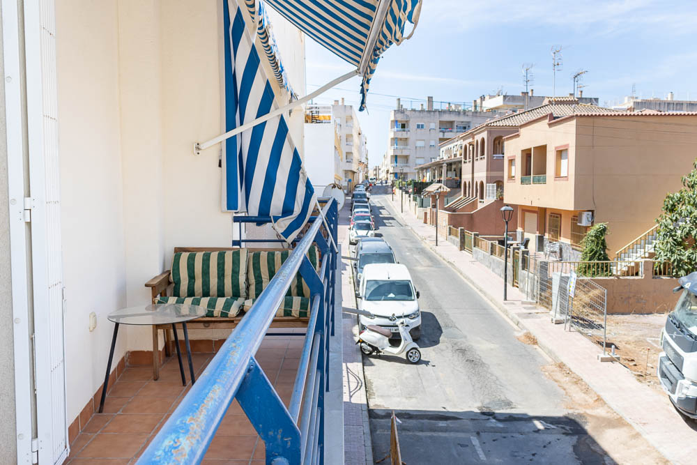 Piso en Venta en Garrucha a 150 m de la Playa, con Terraza, Patio y Plaza de Garaje - imagen 8