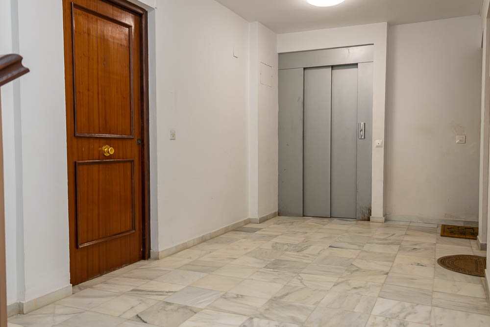 Piso en venta en el centro de Garrucha con gran terraza y vistas a la Plaza del Ayuntamiento - imagen 22