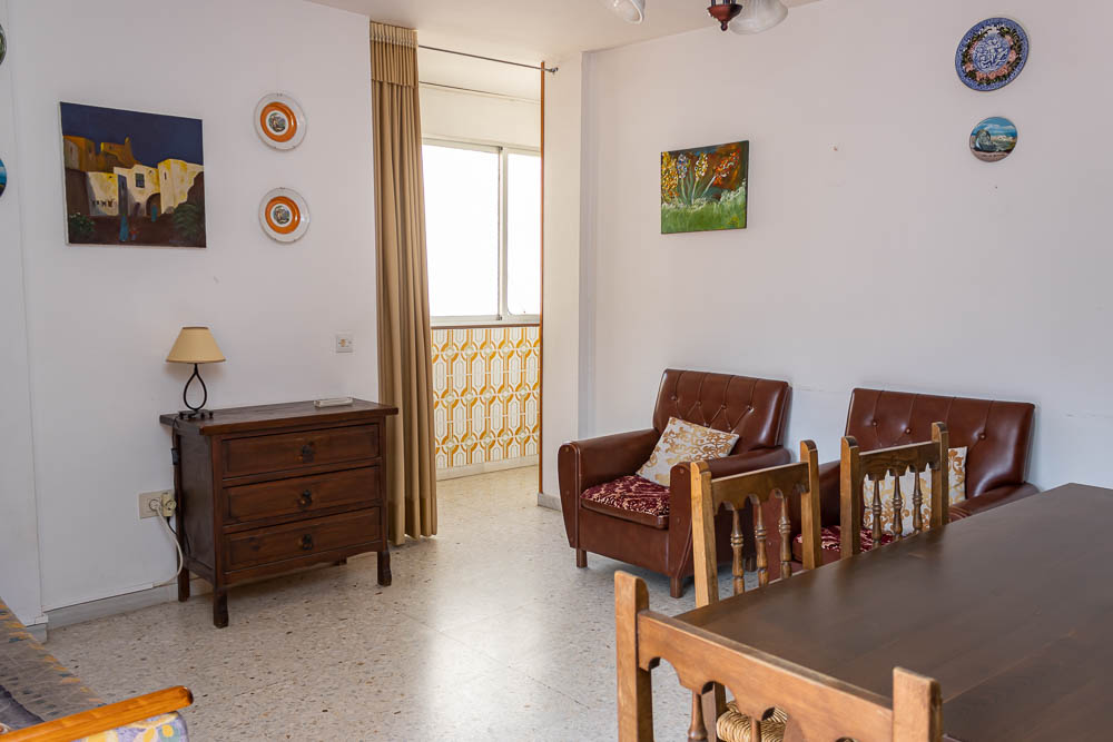 Piso en venta en el centro de Garrucha con gran terraza y vistas a la Plaza del Ayuntamiento - imagen 5