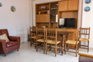 Piso en venta en el centro de Garrucha con gran terraza y vistas a la Plaza del Ayuntamiento - imagen 6