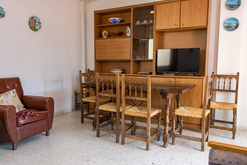 Piso en venta en el centro de Garrucha con gran terraza y vistas a la Plaza del Ayuntamiento - imagen 6