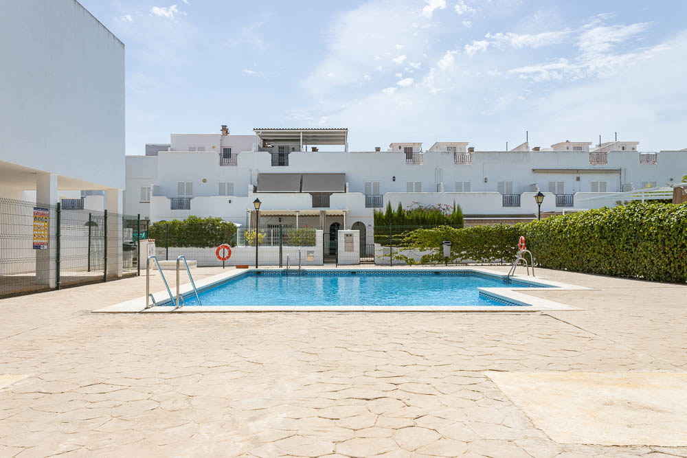Nuda Propiedad en Vera (Almería): dúplex en Las Buganvillas con importante descuento - imagen 38