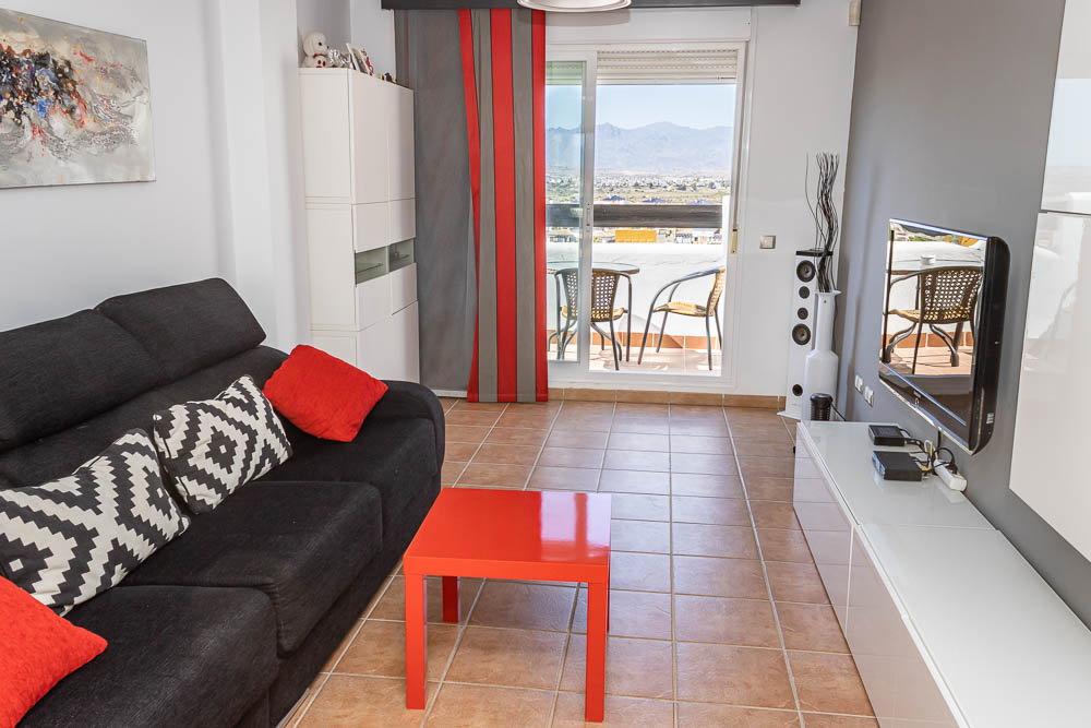 Ático con Solarium Privado y Vistas al Mar en Vera Playa – Lomas del Mar V - imagen 3