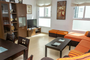 2-bedroom apartment in the heart of Garrucha, 210 m from the sea - imagen 4