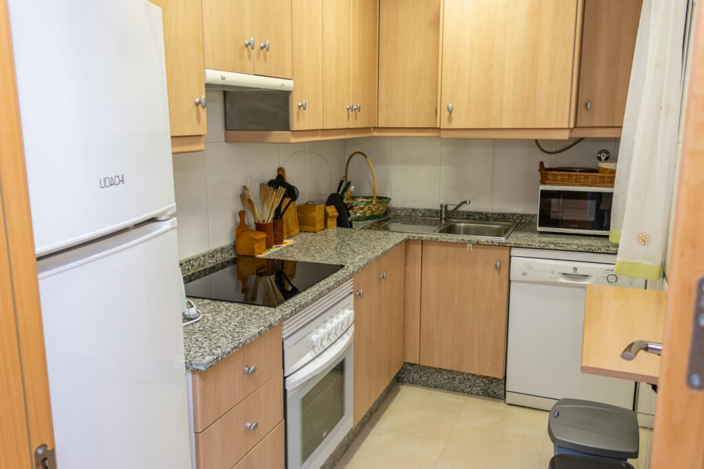 2-bedroom apartment in the heart of Garrucha, 210 m from the sea