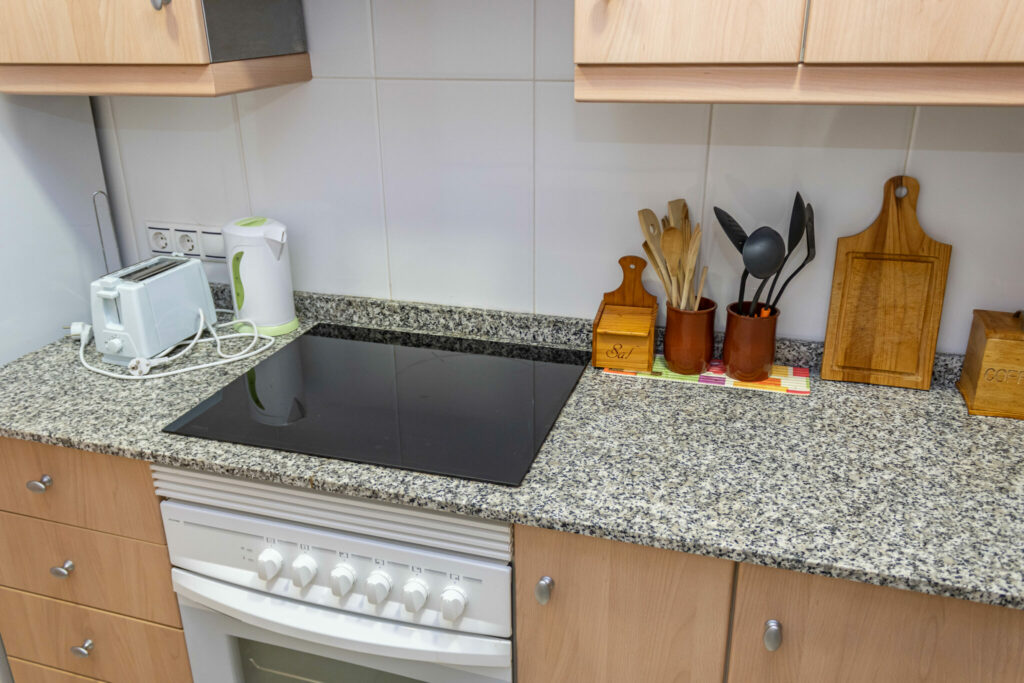 2-bedroom apartment in the heart of Garrucha, 210 m from the sea