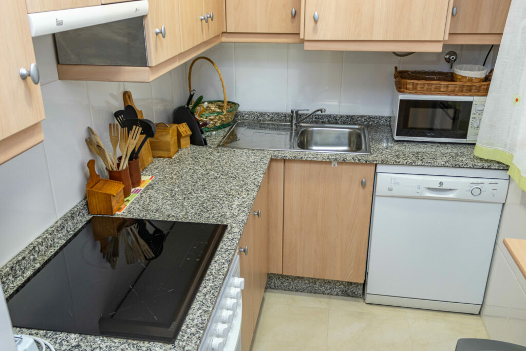2-bedroom apartment in the heart of Garrucha, 210 m from the sea