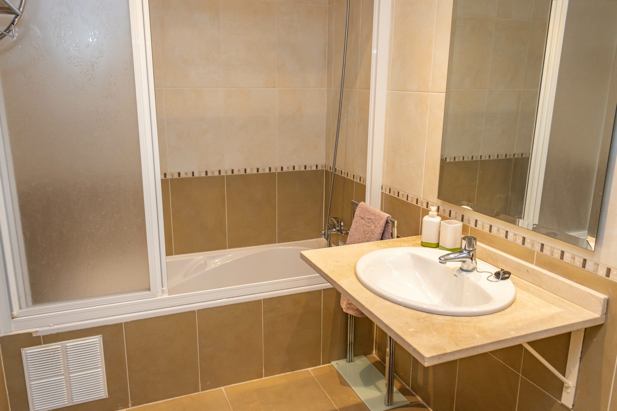 2-bedroom apartment in the heart of Garrucha, 210 m from the sea - imagen 17