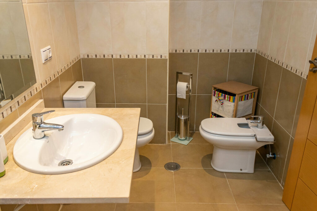 2-bedroom apartment in the heart of Garrucha, 210 m from the sea