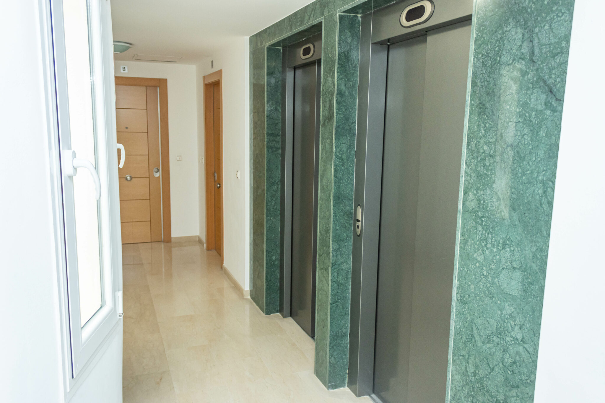 2-bedroom apartment in the heart of Garrucha, 210 m from the sea - imagen 28