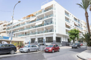 2-bedroom apartment in the heart of Garrucha, 210 m from the sea - imagen 1