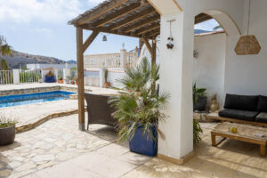 Andalusian Country Villa with Pool, Garden and Tourist Licence in Sopalmo, Mojácar — 4 Bedrooms and Mountain Views - imagen 6
