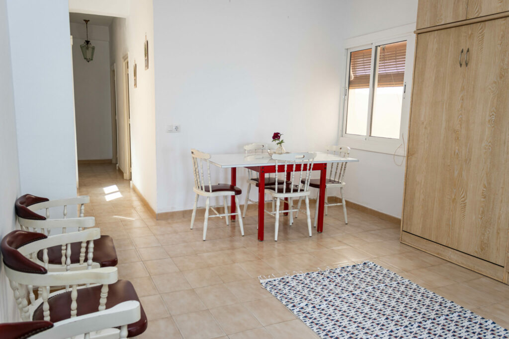Apartamento de 3 dormitorios en primera línea del Malecón de Garrucha - imagen 3