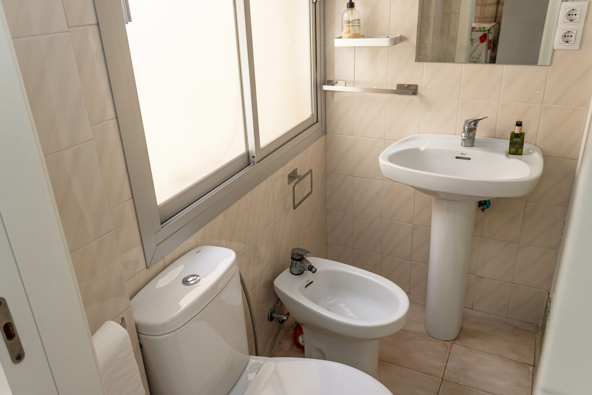 Apartamento de 3 dormitorios en primera línea del Malecón de Garrucha - imagen 27