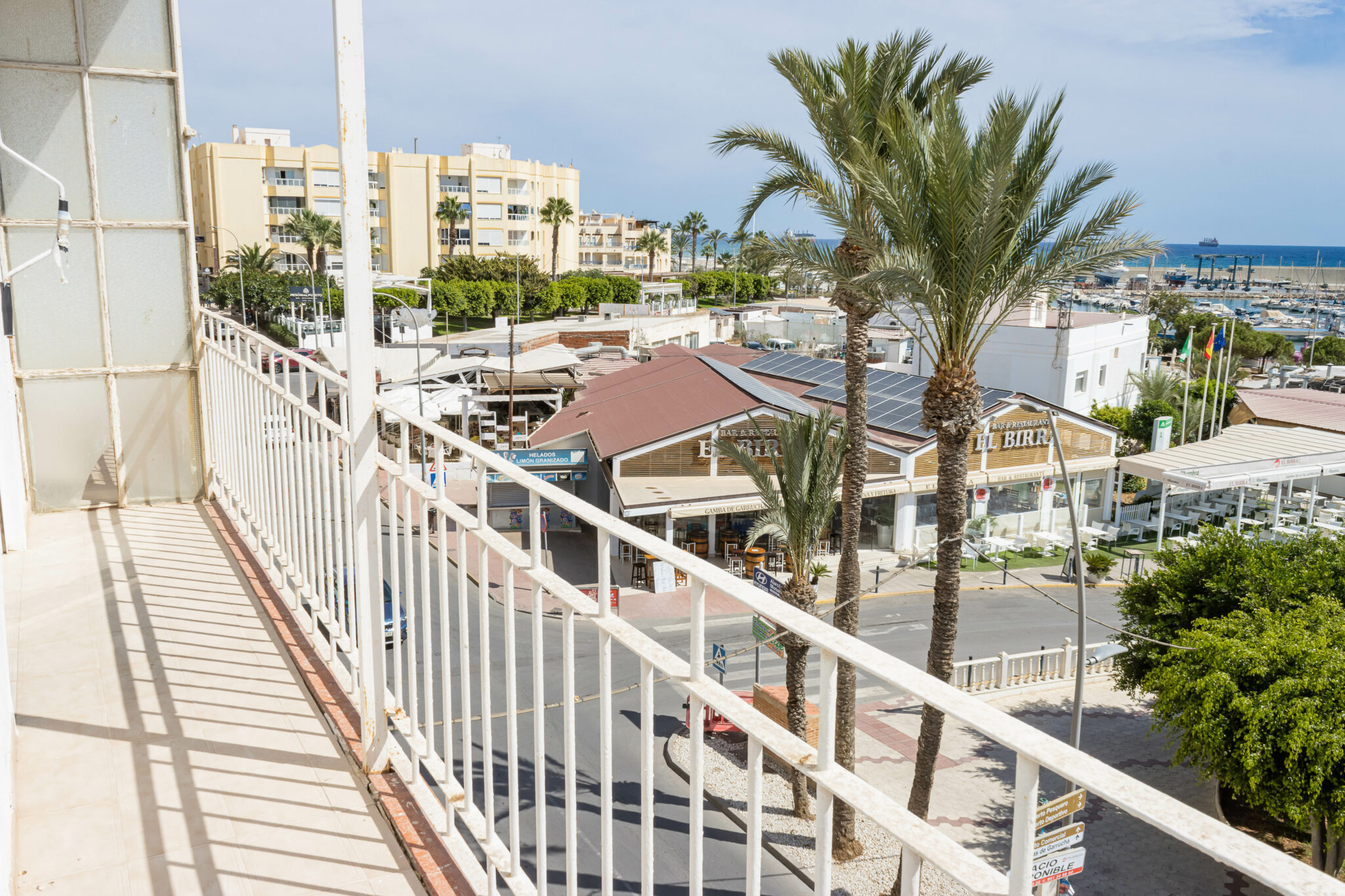 Apartamento de 3 dormitorios en primera línea del Malecón de Garrucha - imagen 6