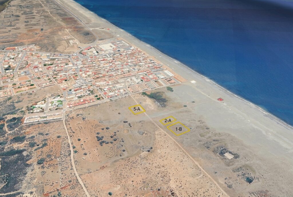 Tres suelos urbanos en Cabo de Gata (Almería) para 43 viviendas, con urbanización en ejecución
