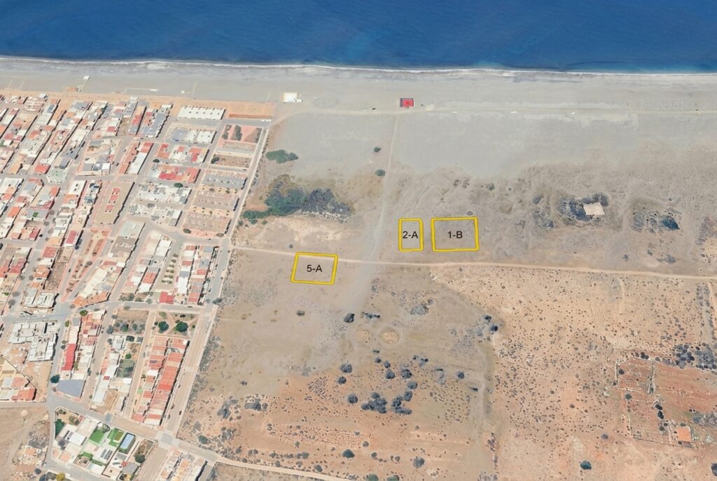 Tres suelos urbanos en Cabo de Gata (Almería) para 43 viviendas, con urbanización en ejecución