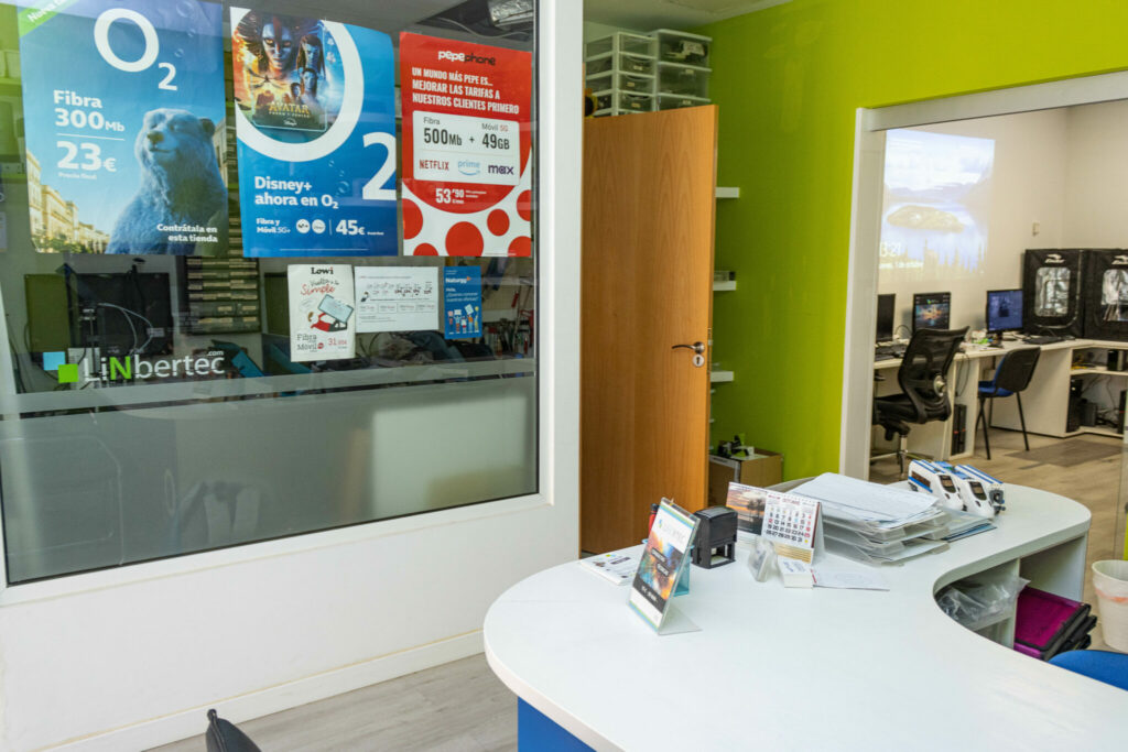 Local comercial en venta en Garrucha, calle Joaquín Escobar - imagen 8